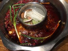 -周幺妹重庆老火锅(银泰城总店)