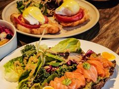 -Common Table · Brunch & Coffee