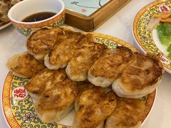 西葫芦羊肉锅贴-鸿宾楼(展览馆路店)