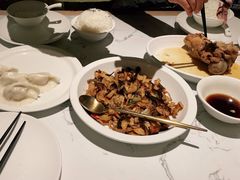 -关东小磨东北菜(漕河泾印象城店)