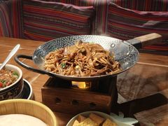 -雀舞云南菜(天津天河城购物中心店)