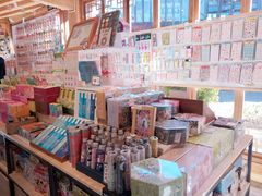 -猫的天空之城概念书店(丽江古城饮玉巷店)