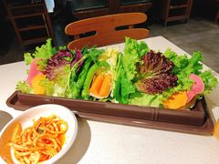 蔬菜拼盘-本家韩国烤肉(青岛万象城店)
