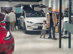 -TESLA 特斯拉(北京颐堤港体验店)