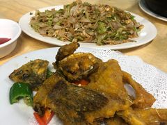 鲫鱼粥一鱼两味-民记食店(沙溪店)