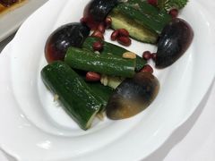皮蛋拍青瓜-御彩酒家(东风东路店)