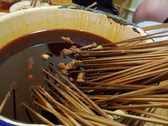 -拈签一笑黄牛肉辣卤串串