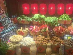-吃饭皇帝大土家民族菜(正大广场店)