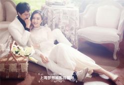 -易摄影婚纱摄影工作室