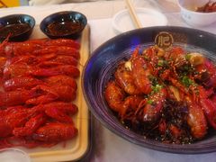 -肥肥虾庄·金牌油焖大虾(首义路店)