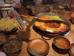 -巴卤社老火锅(财富店)