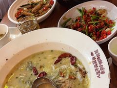 -鱼亨小鲜酸菜鱼(大信店)