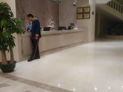 -维也纳酒店(深圳国际会展中心沙井上南店)
