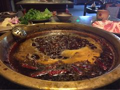 -佬革命主题火锅(玉沙路店)