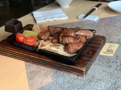-穹六人间 people 6(岳阳路店)