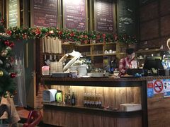 -玛格萝妮(汇智国际商业中心店)