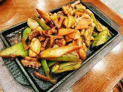 -青瓦餐厅·生鱼片·韩园烤肉(西塔店)