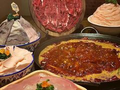 -旧街市鲜货老火锅(大光路店)