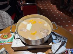 -肥仔文澳门猪骨煲(南京西路店)