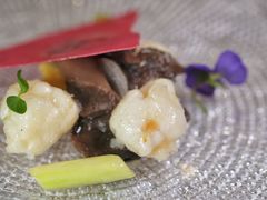 黑虎掌菌龙虾球-鱼桥巷·美学川菜