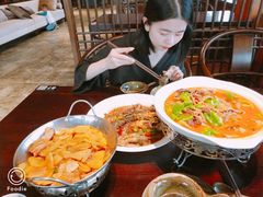 -梁子湖东篱老屋生态庄园