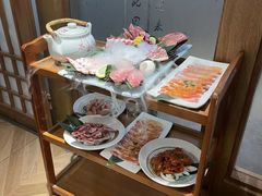 -明洞阿姨·韩式酱蟹烤肉·创意料理(三元桥店)