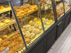 面包甜点陈列柜-山崎面包(百联世纪店)