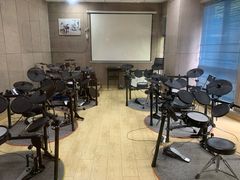 -罗兰数字音乐教育(徐汇校区)