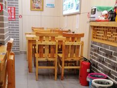 用餐区-余丞记川渝面馆(云峰店)