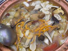 -阿婆情腊排骨火锅(金虹路店)