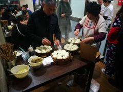 -舒小笼松针小笼包