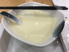 -门庭若市豆浆油条(恒生广场店)