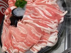 -海底捞火锅(曹安公路店)