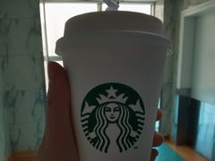 榛子味拿铁-星巴克(1788广场店)