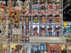 -猫的天空之城概念书店(杭州南宋御街店)