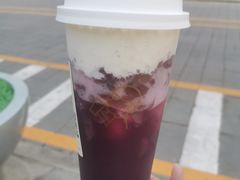 -喜茶(北京华贸购物中心店)