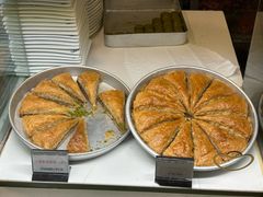 开心果芭啦哇-MADO冰淇淋咖啡馆(淘金店)