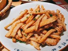 咸蛋黄炒茄子-吃饭皇帝大(解放西路店)