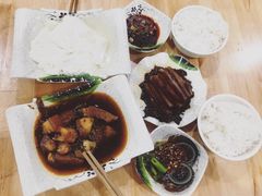 -丘艳豆花饭大排档(大坪店)
