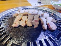 厚切五花肉-唯成•韩国炭火烤肉 유성고기