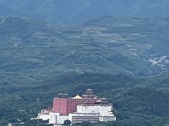 -磬锤峰森林公园