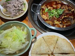 -大众跷脚牛肉馆·非遗传承单位(峨眉山店)