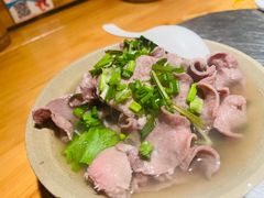 -大众跷脚牛肉馆·非遗传承单位(峨眉山店)