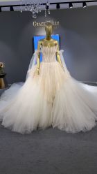 点击看大图 -GRACE KELLY婚纱与礼服(北京店)