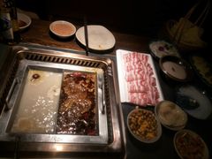 -老牌坊云南鱼豆花火锅(哈西万达店)