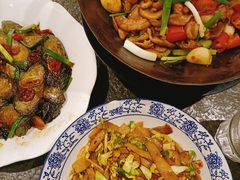 干锅肥肠-湘肠香火锅店(团结湖店)