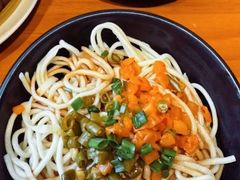 -莲餐厅·湖北菜·潜江小龙虾店(愚园路店)