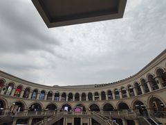 -王府井奥莱临潼小镇(临潼店)