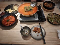 泡菜牛肉锅-撒郎嘿·朝鲜民俗餐馆