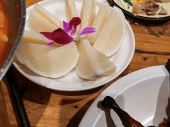 -老滇山寨•云南特色菜•地方菜•民族风情歌舞表演(金碧店)